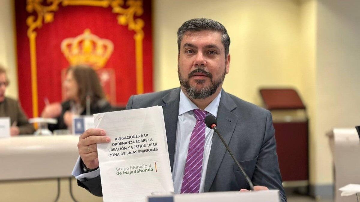 VOX en Majadahonda se opone a la Zona de Bajas Emisiones: división política sobre la gestión medioambiental