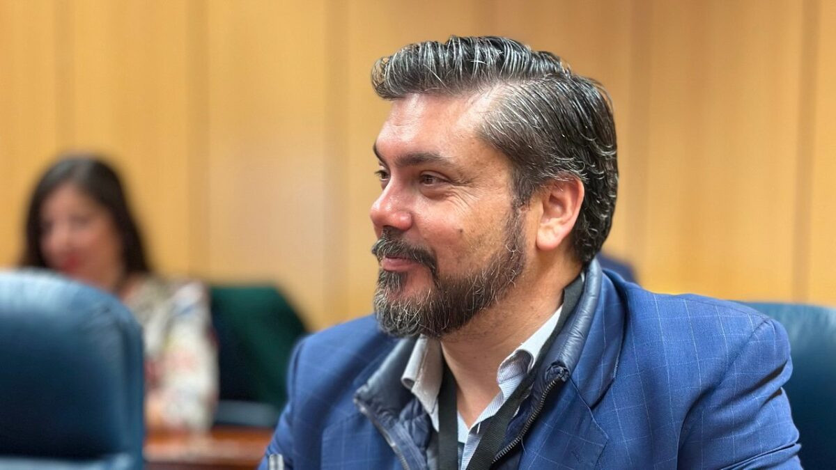 VOX Majadahonda propone bajar impuestos y eliminar gastos ideológicos en el Pleno VOX Majadahonda propone bajar impuestos y eliminar gastos ideológicos en el Pleno