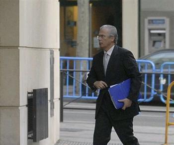 Tres detenidos por el caso de corrupción declaran ante Garzón