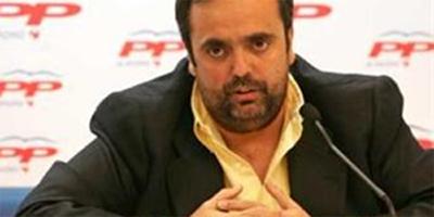 Guillermo Ortega adquirió presuntamente 8 vehículos de lujo y un barco