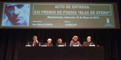Emilio Porta gana el premio de poesía Blas de Otero 2009