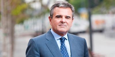 De Foxá: "Zapatero es el principal responsable de la desastrosa situación de España" De Foxá: "Zapatero es el principal responsable de la desastrosa situación de España"