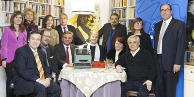 'Las 4 esquinas' de Manuel Longares recibe el Premio Francisco Umbral