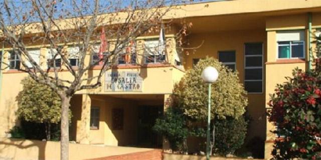 El colegio público Rosalía de Castro será bilingüe el próximo curso El colegio público Rosalía de Castro será bilingüe el próximo curso