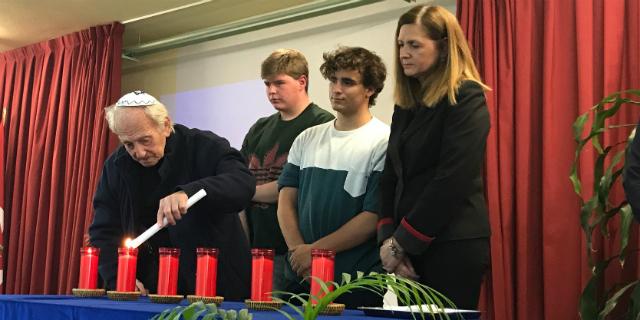 Majadahonda recuerda a las víctimas del Holocausto Majadahonda recuerda a las víctimas del Holocausto