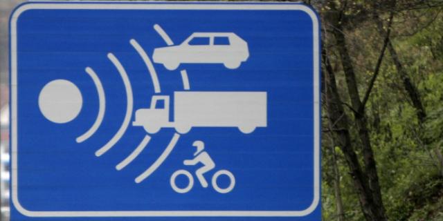 Un radar móvil vigilará la velocidad de los vehículos en las calles de Majadahonda Un radar móvil vigilará la velocidad de los vehículos en las calles de Majadahonda