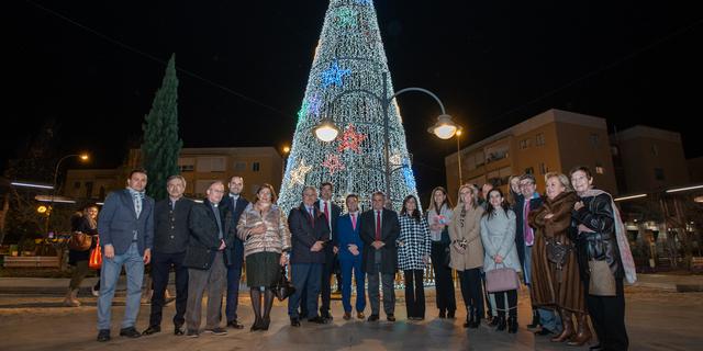 Majadahonda enciende el alumbrado festivo para celebrar el Premio ‘Ciudad Europea de la Navidad’ Majadahonda enciende el alumbrado festivo para celebrar el Premio ‘Ciudad Europea de la Navidad’