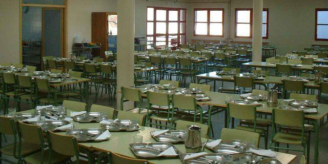 Cerca de 300 familias de Majadahonda recibieron las ayudas municipales de comedor