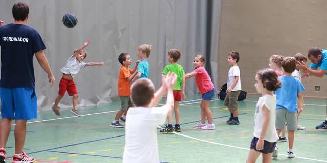 Abierto el plazo para solicitar una plaza en las colonias infantiles y deportivas de verano