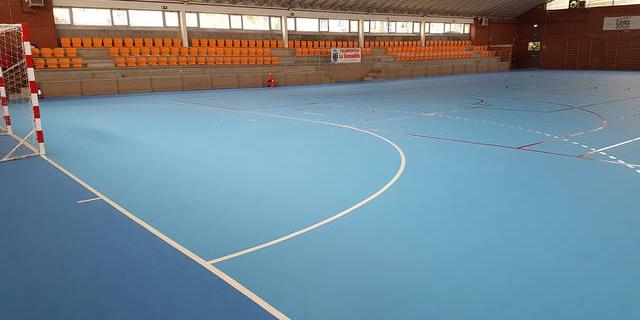 El polideportivo La Granadilla y el gimnasio San Pío X mejoran sus instalaciones El polideportivo La Granadilla y el gimnasio San Pío X mejoran sus instalaciones