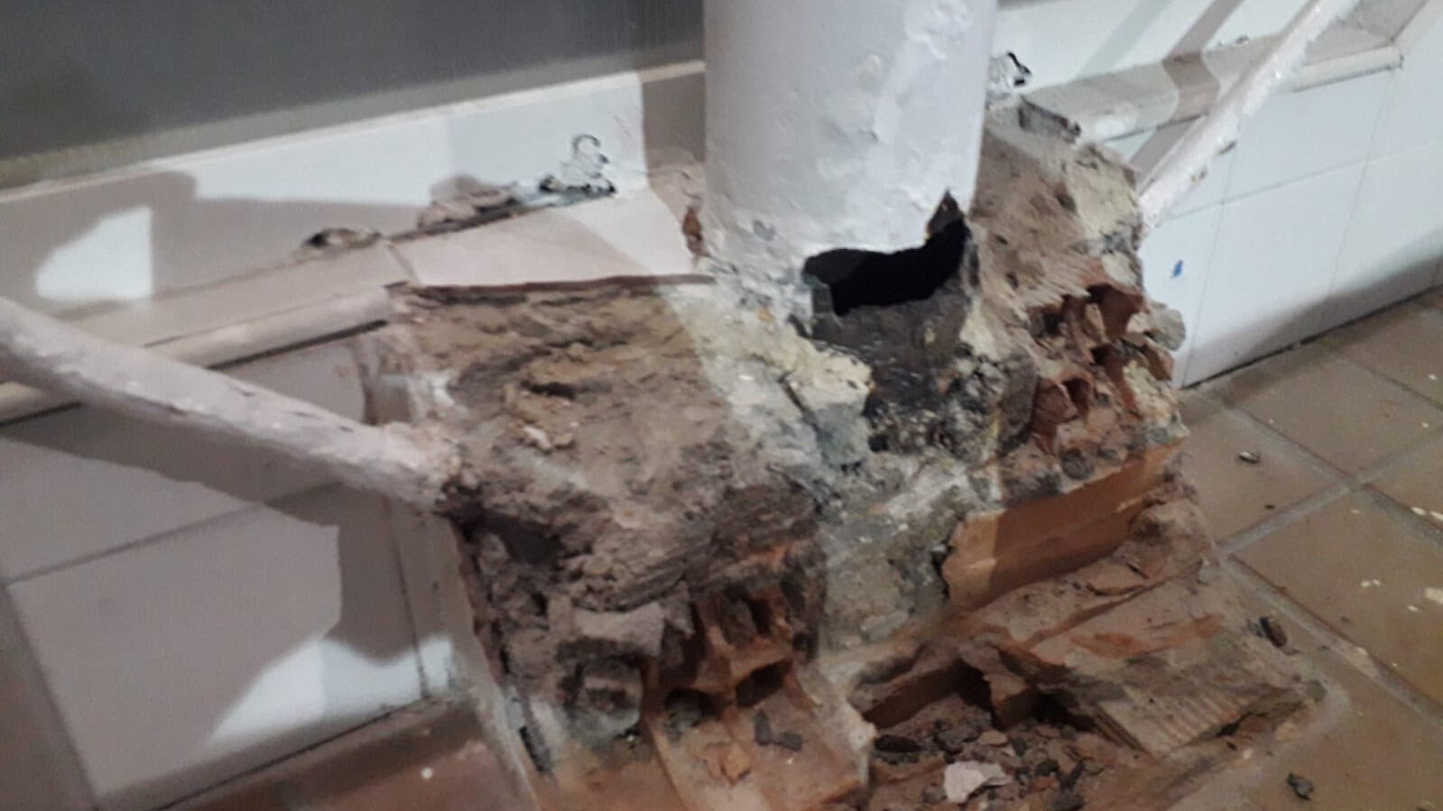 Fort alerta del "cierre indefinido" de la piscina de Huerta Vieja por la "inacción, falta de previsión y recortes" del gobierno municipal Fort alerta del "cierre indefinido" de la piscina de Huerta Vieja por la "inacción, falta de previsión y recortes" del gobierno municipal