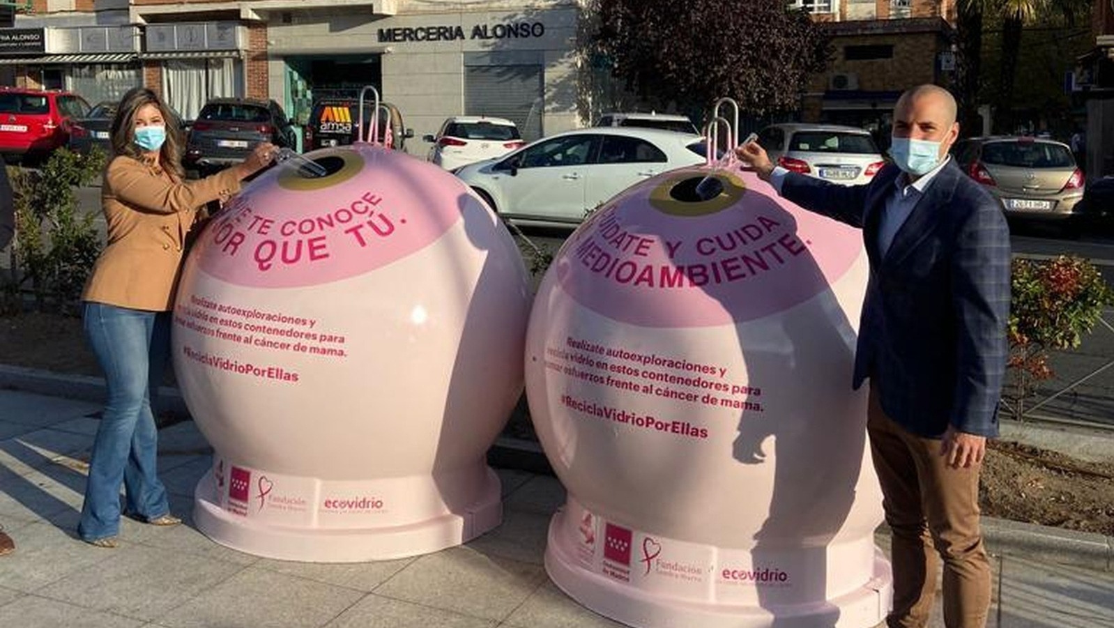 Majadahonda y Ecovidrio presentan la campaña solidaria “Recicla Vidrio por ellas”