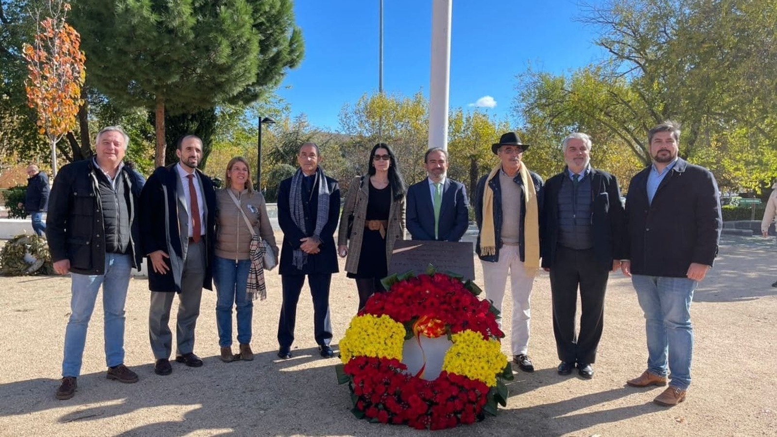 Vox Majadahonda organizó un acto de desagravio a las víctimas del terrorismo en el Parque Colón