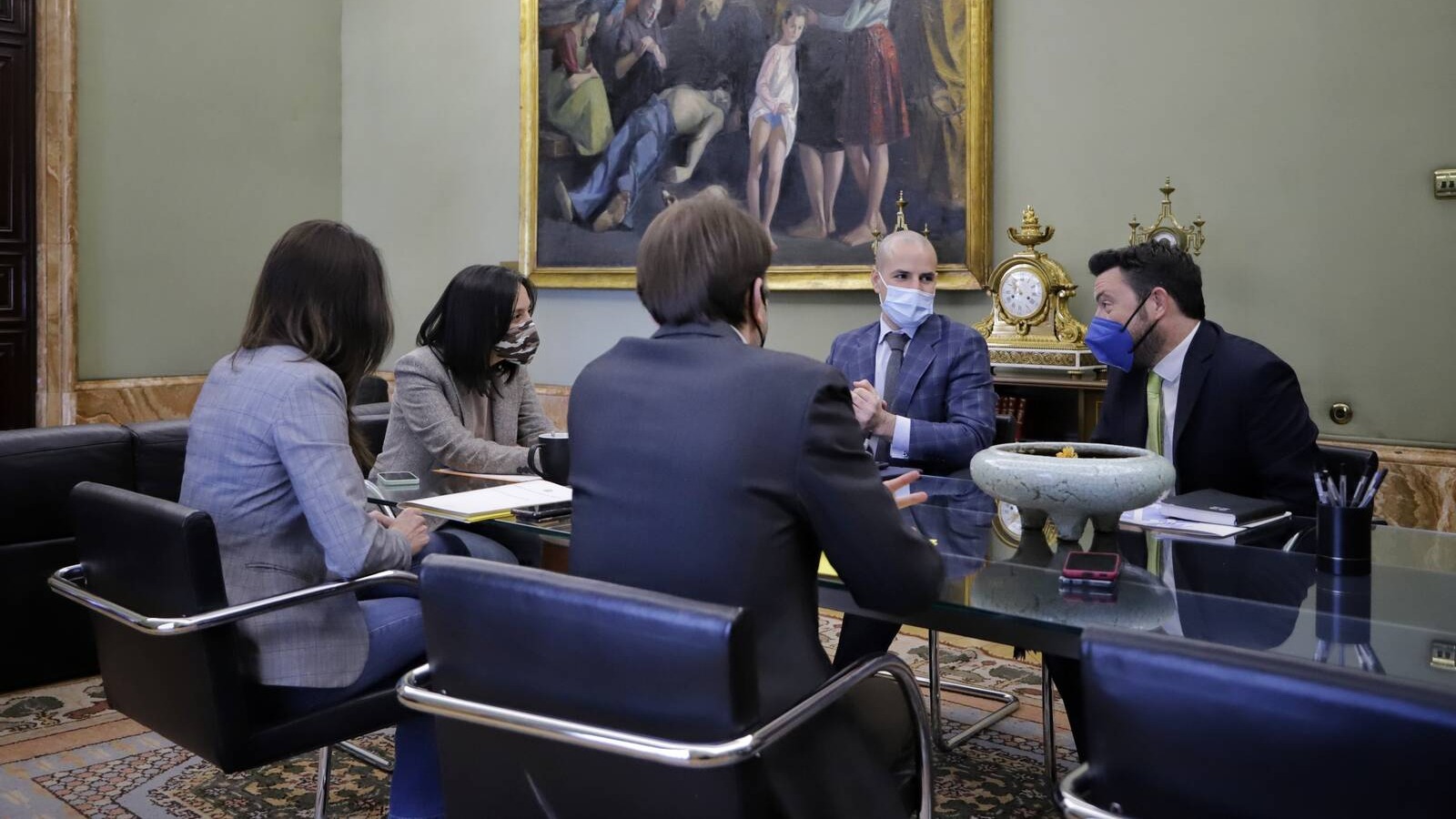El Ayuntamiento presenta a la delegada del Gobierno el proyecto de cámaras de seguridad y tráfico para Majadahonda El Ayuntamiento presenta a la delegada del Gobierno el proyecto de cámaras de seguridad y tráfico para Majadahonda