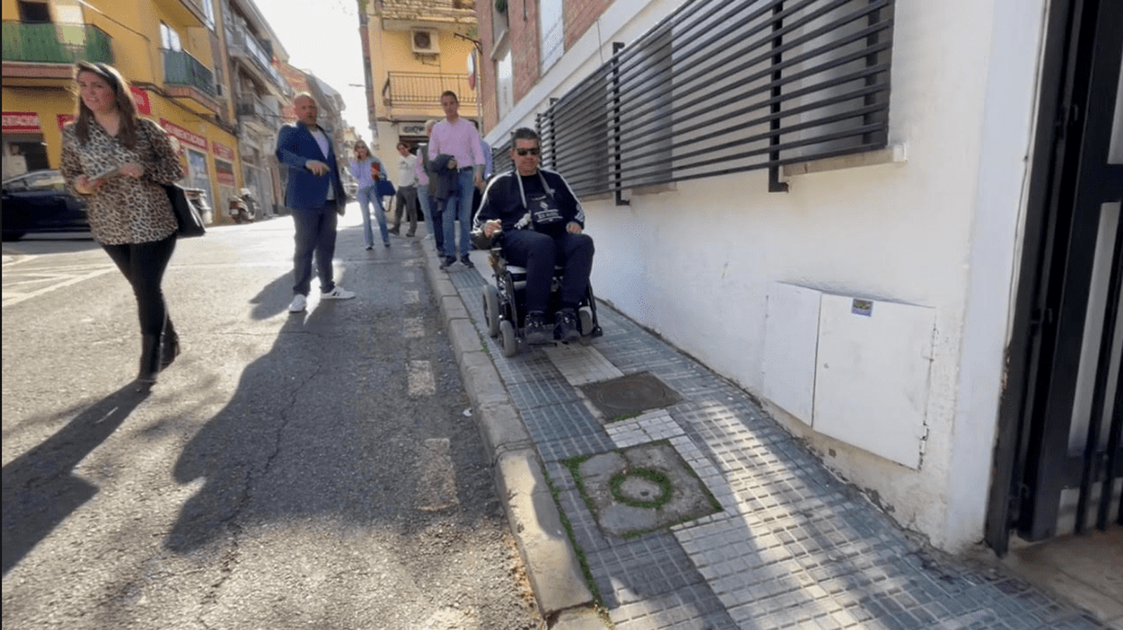 El PSOE de Majadahonda impulsa la eliminación de las barreras arquitectónicas El PSOE de Majadahonda impulsa la eliminación de las barreras arquitectónicas