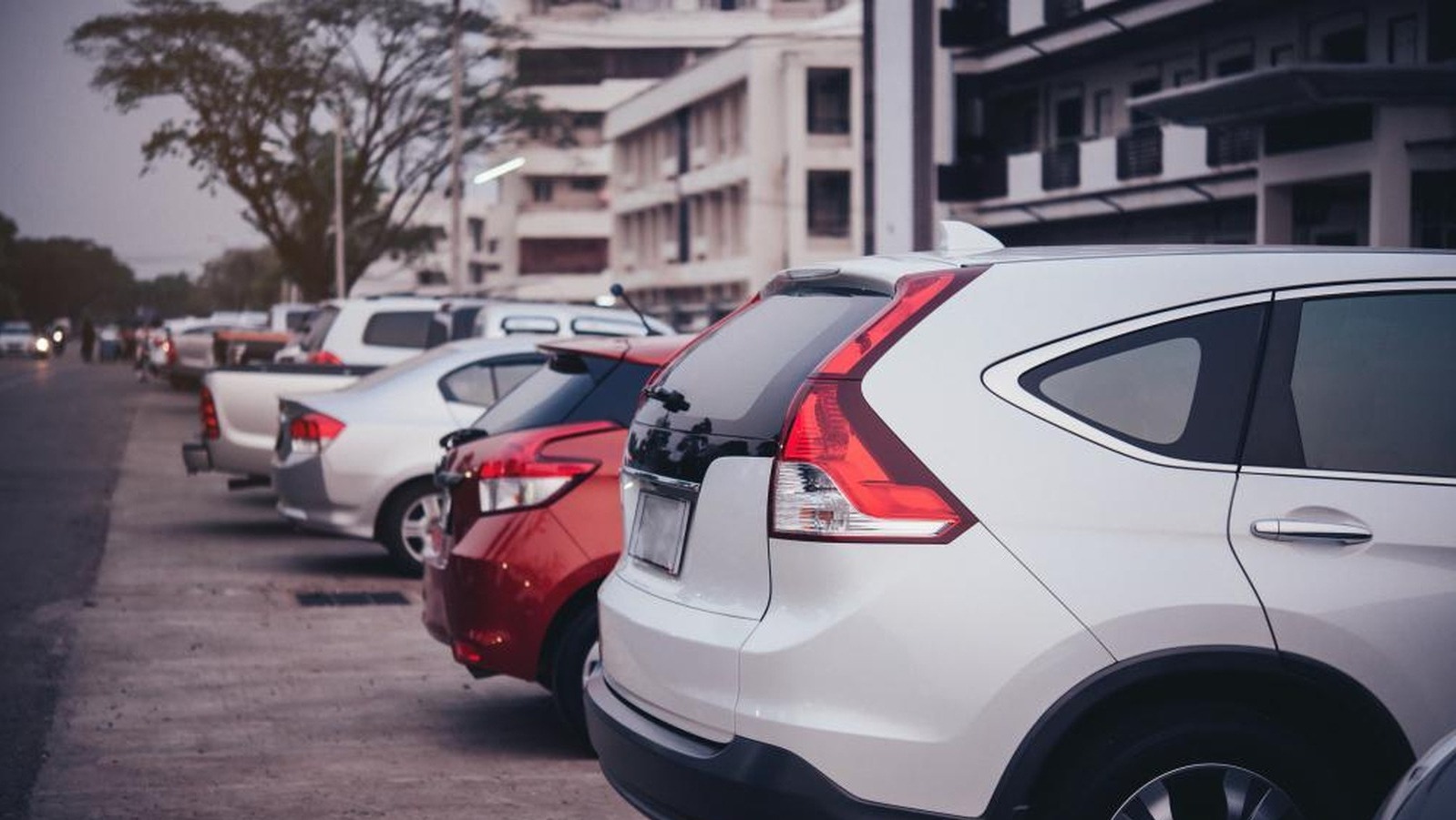 El Ayuntamiento estudia la suspensión del servicio de estacionamiento regulado
