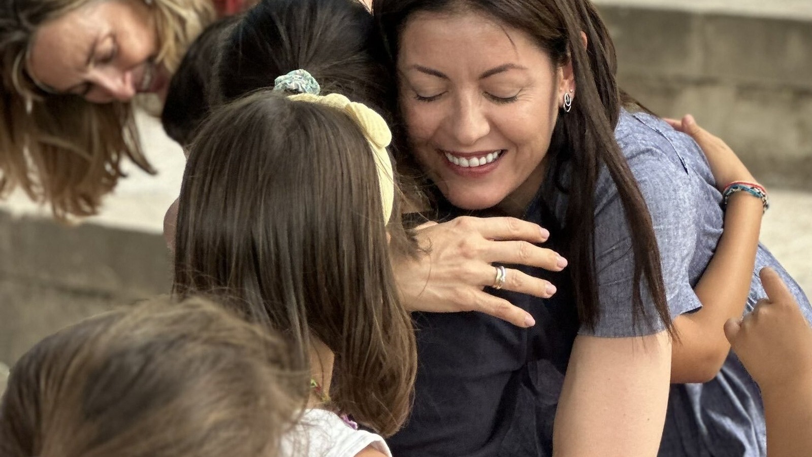 Lola Moreno visita la Escuela Municipal de Verano de Majadahonda