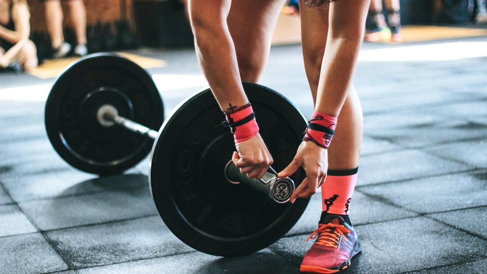 Tres sencillos pasos para ver resultados rápidos en el gimnasio Tres sencillos pasos para ver resultados rápidos en el gimnasio