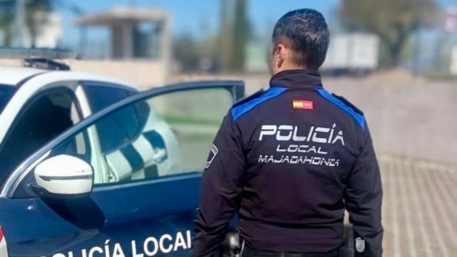 La Policía Local de Majadahonda detiene a un hombre por amenazar con un cuchillo