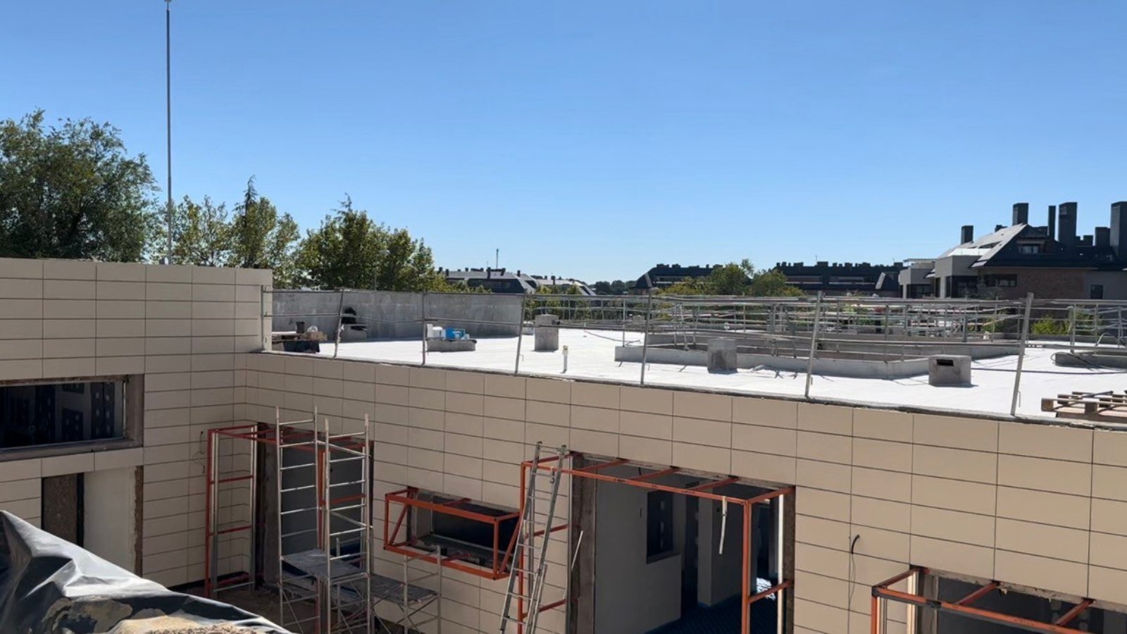 Vox Majadahonda muestra su preocupación por el retraso en la inauguración de la Escuela Infantil Talín Vox Majadahonda muestra su preocupación por el retraso en la inauguración de la Escuela Infantil Talín