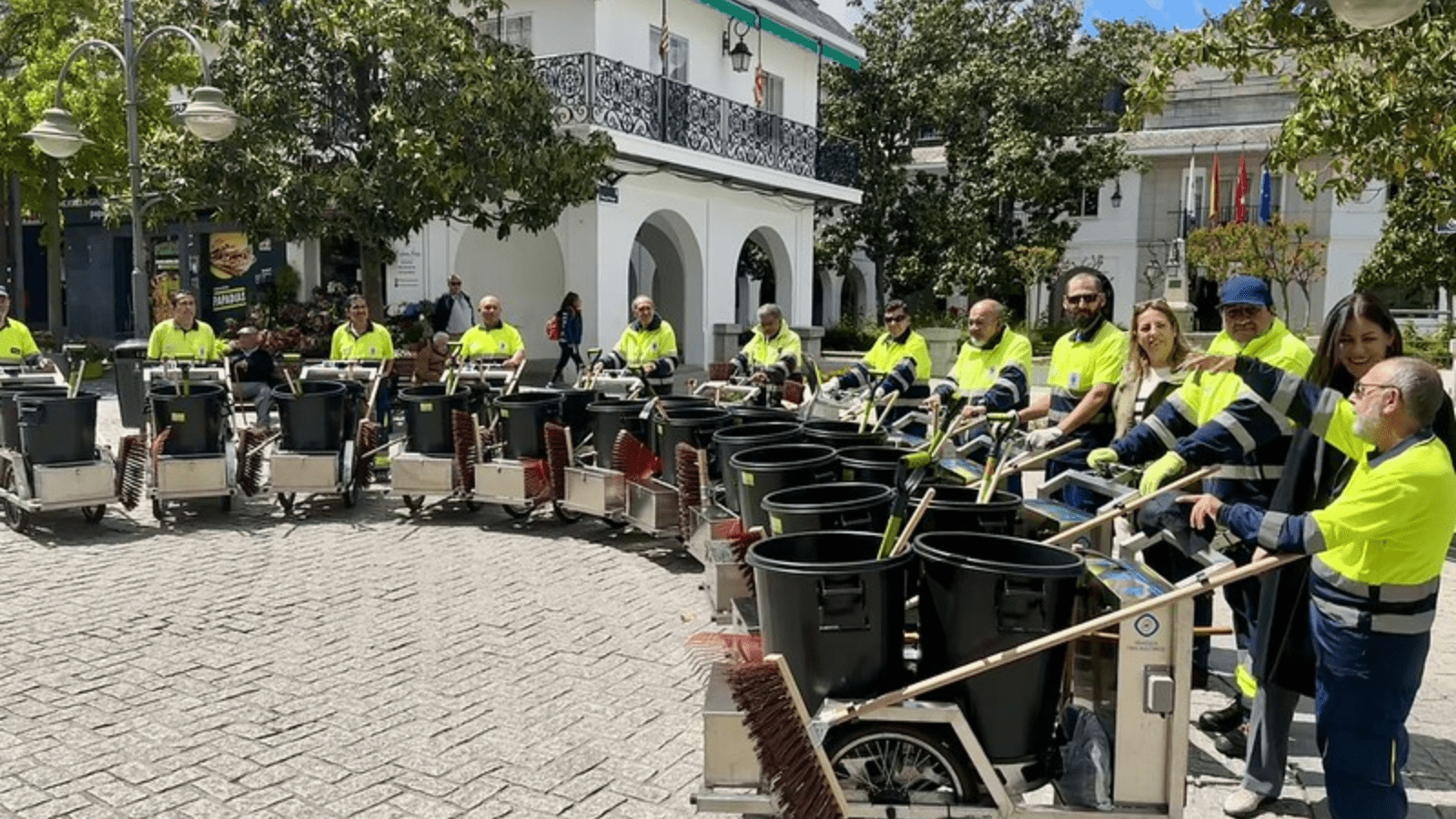 Majadahonda estrena carros barrenderos eléctricos Majadahonda estrena carros barrenderos eléctricos