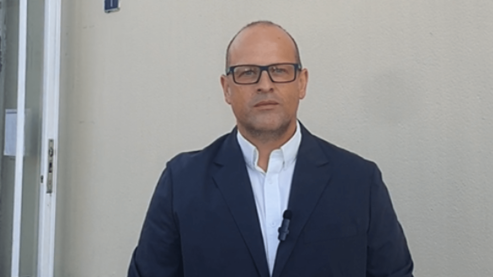 El portavoz socialista denuncia la situación crítica del centro de salud mental de Majadahonda El portavoz socialista denuncia la situación crítica del centro de salud mental de Majadahonda