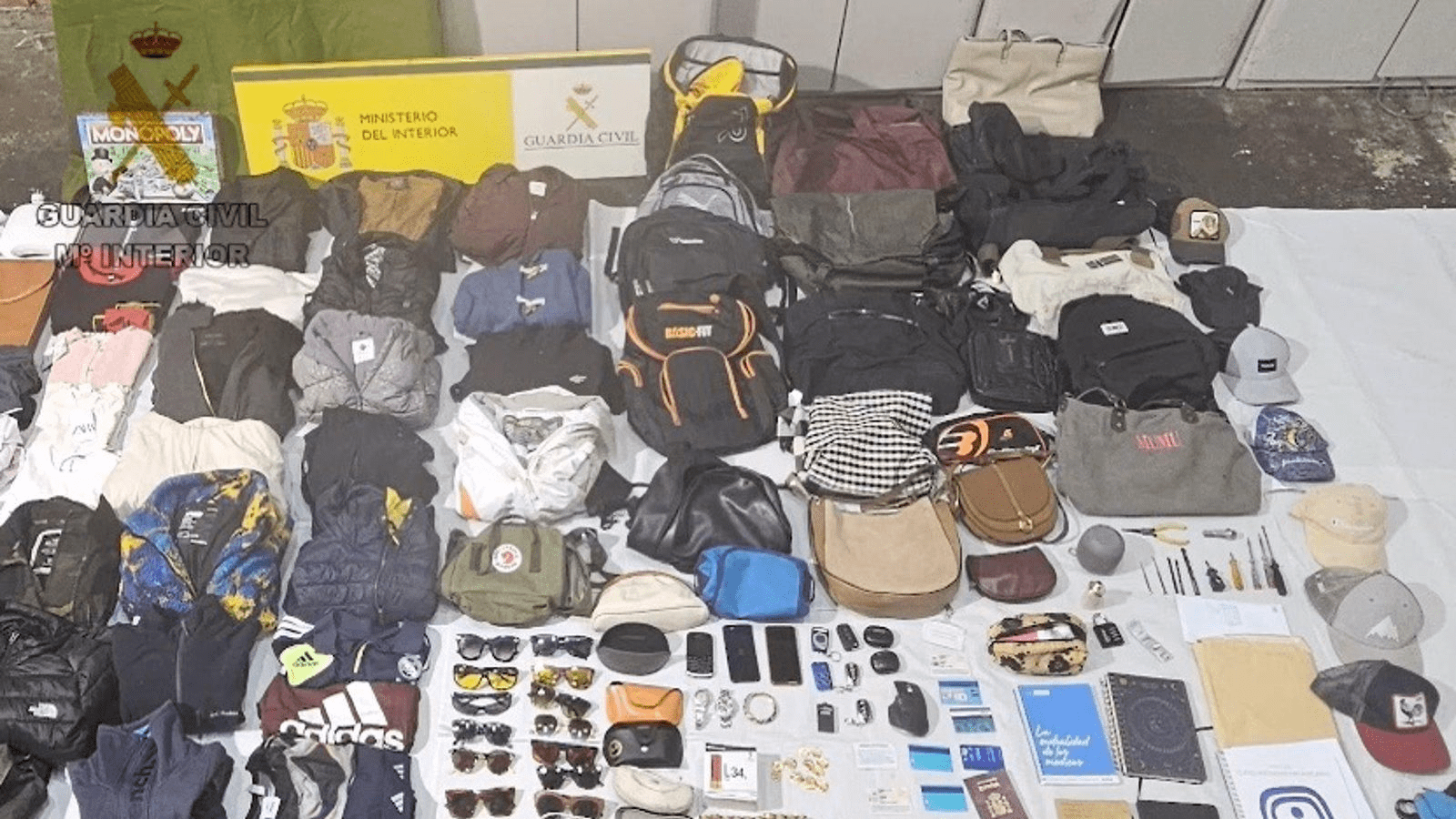 Dos detenidos en Majadahonda tras cometer 40 robos con fuerza en vehículos