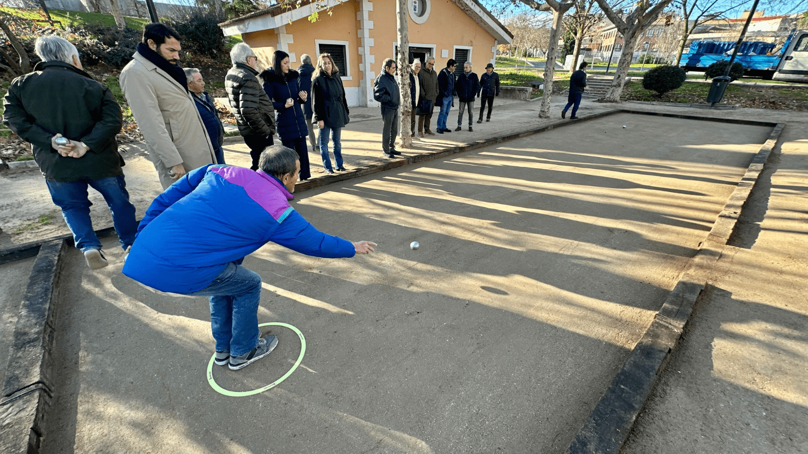 Majadahonda inaugura dos nuevas pistas de petanca en el Parque de Colón Majadahonda inaugura dos nuevas pistas de petanca en el Parque de Colón