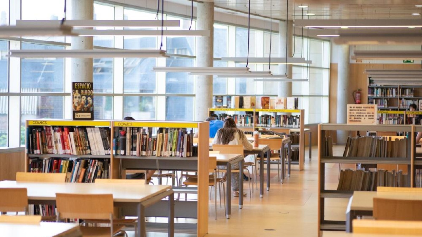 La Biblioteca de Majadahonda amplía horarios y puestos de estudio en exámenes La Biblioteca de Majadahonda amplía horarios y puestos de estudio en exámenes