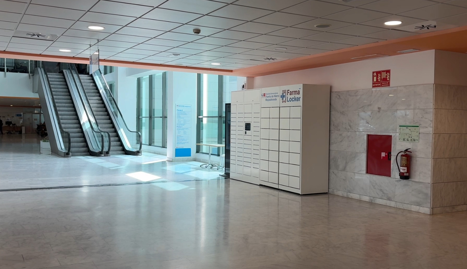 El Puerta de Hierro instala taquillas inteligentes para recoger medicación sin esperas