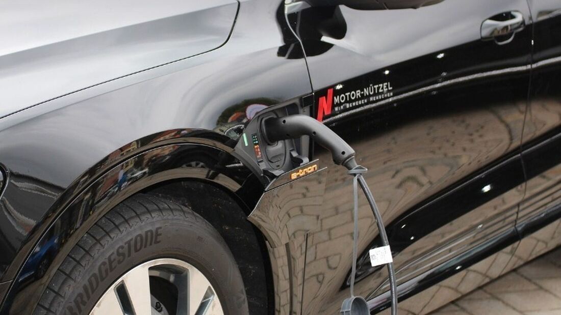El parking de la Gran Vía estrena 10 cargadores para coches eléctricos